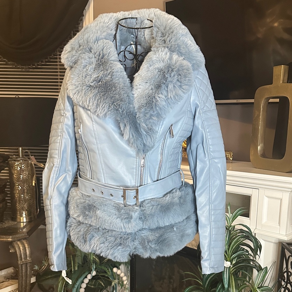 Elegant Light Blue Leather Jacket with Faux Fur Trim